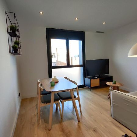 Stylish Apartments Camp Nou لوسبيتاليت دي يوبريغات المظهر الخارجي الصورة