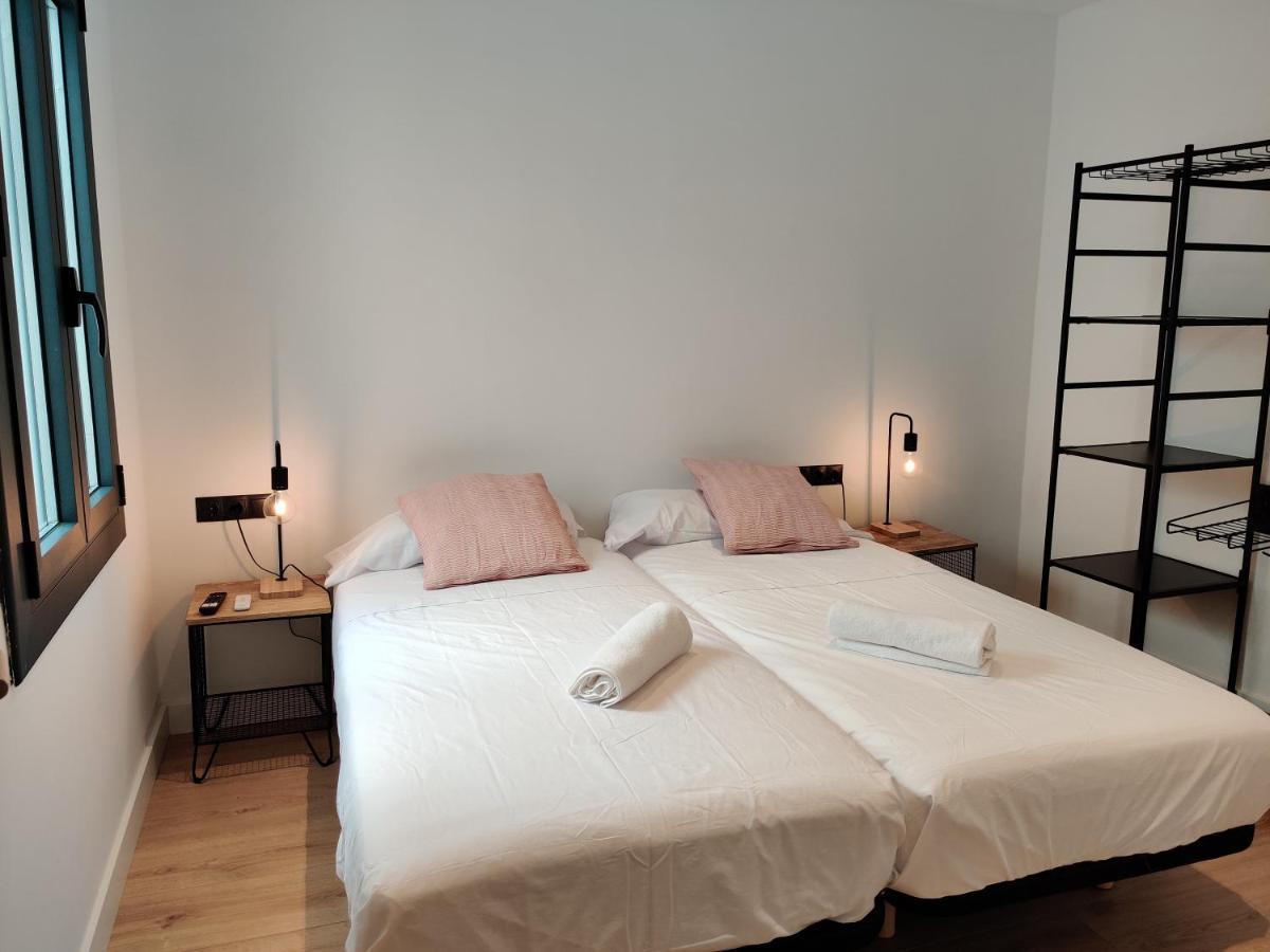 Stylish Apartments Camp Nou لوسبيتاليت دي يوبريغات المظهر الخارجي الصورة