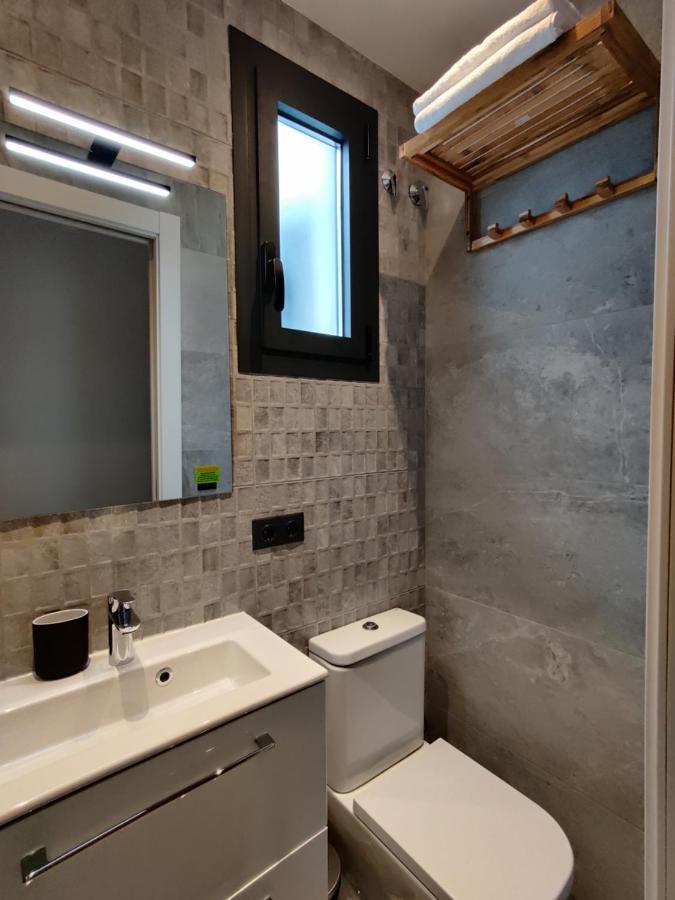 Stylish Apartments Camp Nou لوسبيتاليت دي يوبريغات المظهر الخارجي الصورة